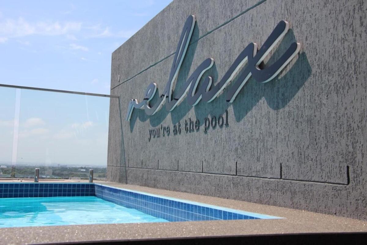 Tranquil, Spacious, Quiet Trendy With A View
